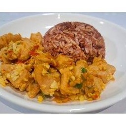 ข้าวกล้องอกไก่คั่วพริกเกลิอ (คลีน)Stir Fried Chicken Breast with Salt and Chilli