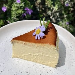 Basque burnt cheesecake