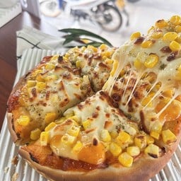 คอร์นชีสพิซซ่า