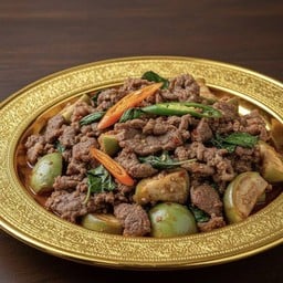 ผัดเผ็ดเนื้อ