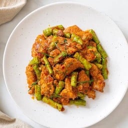 พริกแกง หมู