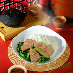 ยอดคะน้า ราดข้าว