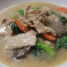 ราดหน้าหมู