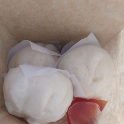 ซาลาไส้หมูหมูสับเ 1 ชุด(5ลูก)