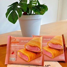 พายกลิ่นสตอเบอรี่