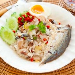 ข้าวคลุก ปลาทู แมว