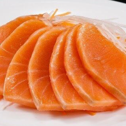 แซลมอนซาชิมิ