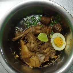 ก๊ะซูก๋วยจั๊บน้ำข้นโรตีฮาลาล