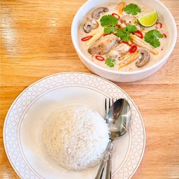 ข้่าวสวย+ต้มข่าไก่