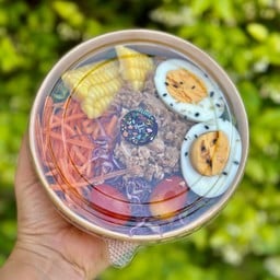 เมย์เมย์ ข้าวกระเพราไข่ข้น & สลัดเพื่อสุขภาพ