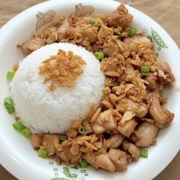 ข้าวไก่ทอดกระเทียม