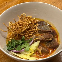 ข้าวซอยเนื้อตุ๋น