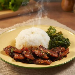 ข้าวกะเพรากุนเชียง Chinese Sausage