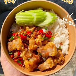 หมูกรอบ คั่วพริกเกลือ