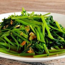 ผัดผักบุ้งไฟแดง