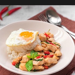 ผัดกระเพราไก่
