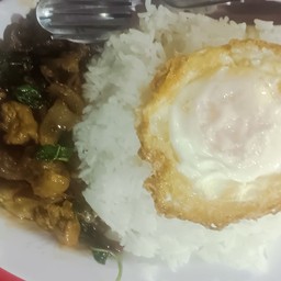 กระเพราเนื้อ สด-เปื่อย