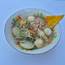 ก๋วยเตี๋ยวเจ๊หมวย เจ้าเก่าหน้าแม็คโคร