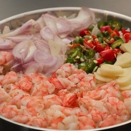ข้าวขยำกุ้ง