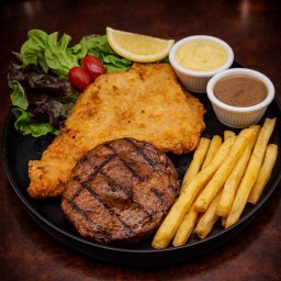 สเต็กหมูสันคอ + ปลาดอลลี่ย่างเนย