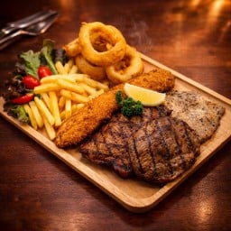 สเต็กถาดคอมโบจัมโบ้