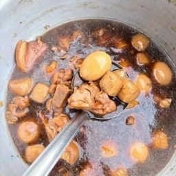 ข้าวแกง&หมูปิ้งไก่ปิ้ง