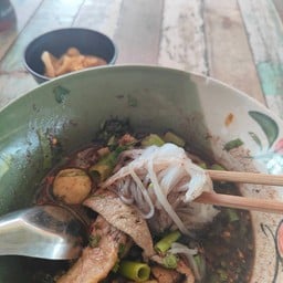 ก๋วยเตี๋ยวเรือ ป.ประทีป กาญจนบุรี สูตรต้นสำหรับ