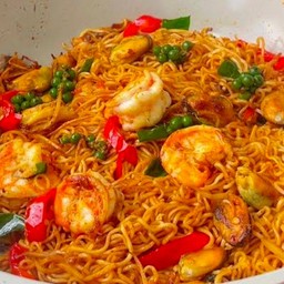 มาม่า ผัดฉ่า