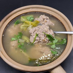 หมูสับต้มบ๊วย 酸梅墨肉汤