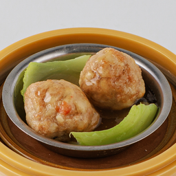 ติ่มซำ - ลูกชิ้นกุ้งผักโสภณShrimp Balls with Sophon Vegetables.