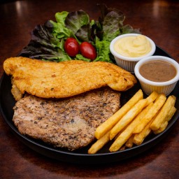 สเต็กอกไก่ย่าง + ปลาดอลลี่ย่างเนย