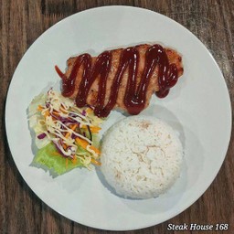 ข้าวสเต็กหมู ซอสฉ่ำ ฟินๆ เลือกซอสได้