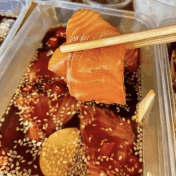 แซลมอนดองน้ำปลากวน