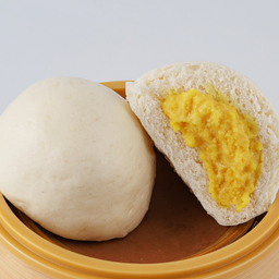 ซาลาเปาไส้ครีมEgg Custard Bun.