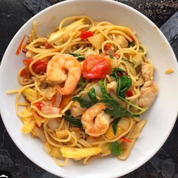 สปาเก็ตตี้ ผัดฉ่า