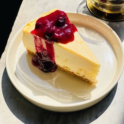Hokkaido cheese cake   1    ชิ้น