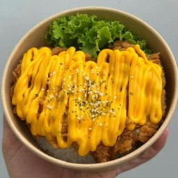 ไก่กรอบ ซอสชีสโตะ