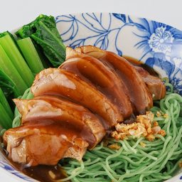 บะหมี่หยกเป็ดพะโล้Pot Stewed Duck Noodle soup.