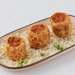 ฮ่อยจ๊อทอดCrispy Crab Meat Rolls.