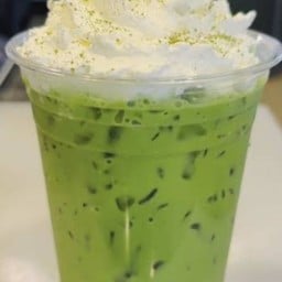 ชาชงรวย ตลาดรันเวย์