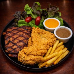 สเต็กไก่สไปร์ซี่ทอด + ไก่สไปร์ซี่ย่าง