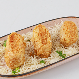 แฮกึ๊นทอดCrispy Shrimp Rolls.