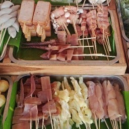 ยำแซ่บซื้ด&ชาบูเสียบไม้ฮาลาล