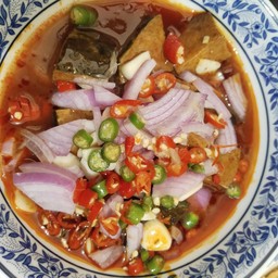 ยำปลากระป๋อง