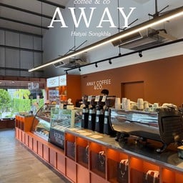 Away Coffee & Co.  สาขาคลองหวะ