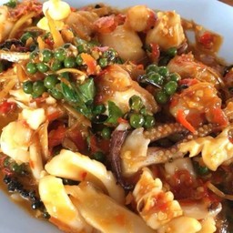 ผัดพริกแกงทะเล #150