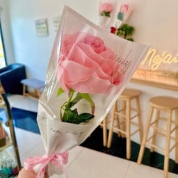 ดอกกุหลาบดอกใหญ่สีชมพู