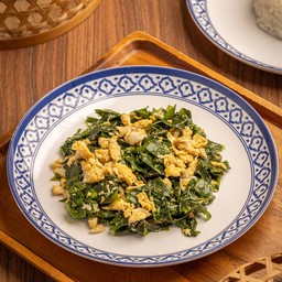ใบเหลียงผัดไข่