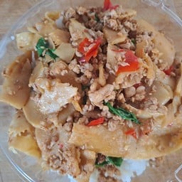 มาสด้า อาหารตามสั่ง หมู่บ้านแผ่นดินทอง -