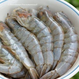 กุ้งขาว 3 ตัว ชุดละ